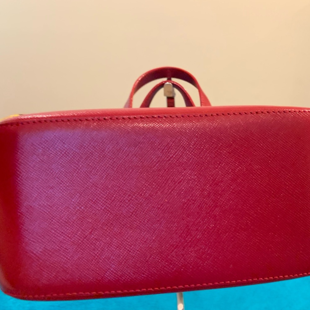 Authentic Burberry Small Zip Tote - image 4